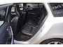 Volvo V60 1.5 T2 Kinetic , Automaat, Navi, PDC voor-achter, Sport lederen stoelen , Cruise contr. Radio-CD, Stoelverwarming.