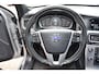 Volvo V60 1.5 T2 Kinetic , Automaat, Navi, PDC voor-achter, Sport lederen stoelen , Cruise contr. Radio-CD, Stoelverwarming.