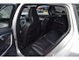 Volvo V60 1.5 T2 Kinetic , Automaat, Navi, PDC voor-achter, Sport lederen stoelen , Cruise contr. Radio-CD, Stoelverwarming.