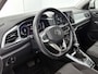 Volkswagen T-Roc 1.5 TSI Life 75 Edition | 150 PK | Automaat | Trekhaak | Digitale cockpitscherm | Parkeersensoren | Achteruitrijcamera | Adaptive Cruise Control | Achteruitrijcamera