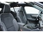 Volvo EX40 Single Motor Extended Range Ultra Black Ed. 82 kWh | Stoel- en Stuurverwarming | Adaptive Cruise Control | Pilot Assist | Elektrisch Glazen Schuif- en Kantel dak | Achterbank Verwarmd | Harman Kardon Audio