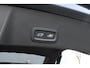 Volvo EX40 Single Motor Extended Range Ultra Black Ed. 82 kWh | Stoel- en Stuurverwarming | Adaptive Cruise Control | Pilot Assist | Elektrisch Glazen Schuif- en Kantel dak | Achterbank Verwarmd | Harman Kardon Audio