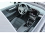 Volvo EX40 Single Motor Extended Range Ultra Black Ed. 82 kWh | Stoel- en Stuurverwarming | Adaptive Cruise Control | Pilot Assist | Elektrisch Glazen Schuif- en Kantel dak | Achterbank Verwarmd | Harman Kardon Audio