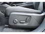 Volvo EX40 Single Motor Extended Range Ultra Black Ed. 82 kWh | Stoel- en Stuurverwarming | Adaptive Cruise Control | Pilot Assist | Elektrisch Glazen Schuif- en Kantel dak | Achterbank Verwarmd | Harman Kardon Audio