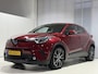 Toyota C-HR 1.8 Hybrid Style | Afneembare trekhaak | Stoelverwarming | Parkeersensoren V+A | JBL speakers | Dealer onderhouden |