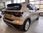 Volkswagen T-Cross 1.0 TSI NAVI - ADAPTIVE CRUISE - CARPLAY -Dode hoek