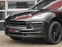 Porsche Macan 2.0 FACELIFT| PANO| TREKHAAK| 21LM| Sport Chrono
