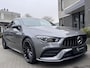 Mercedes-Benz CLA 180 AMG Pano Sfeerverlichting Camera Stoelverwarming