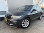 Volkswagen Tiguan 1.5 TSI Life Business / AUTOMAAT / 1E EIGENAAR / VIRTUAL DISPLAY / TREKHAAK / NL-AUTO / NAVIGATIE / ECC / CRUISE