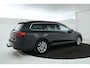 Volkswagen Passat Variant 1.5 TSI Elegance Business R Trekhaak, Navigatie, Stoelverwarming!