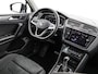Volkswagen Tiguan 1.5 TSI 150pk DSG Elegance · Camera · Apple/Android Car Play · Elek. Trekhaak · Elek. Achterklep · Stoel& Stuurverwarming · 18'' Inch ·
