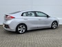Hyundai Ioniq Premium EV / Accu SOH 100% / 100 % Dealeronderhouden / Achterstoelen verwarmd /