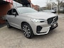 Volvo XC60 2.0 Recharge T8 AWD R-Design 392PK!! // LEDER+ELEK. STOELEN // SCHUIF-KANTELDAK // 360 CAMERA // ADAPT. CRUISE // ELEK. ACHTERKLEP // NAVI+CARPLAY //