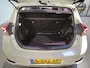 Toyota Auris 1.8 Hybrid Trend - Parelmoerlak - Cruise - Camera - Sensoren voor/achter - 17"