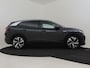 Volkswagen ID.4 First 77 kWh 204pk | Trekhaak | Camera l SOH 92% l Led koplampen | Navigatie |  Stuur+stoelverwarming | Parkeersensoren v+a |