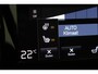 Volvo V60 T4 Momentum Pro | Leder | Stoel+Stuurverwarming | Camera | 19 Inch | Apple Carplay