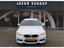 BMW 3-Serie Touring 318i Edition Automaat M Sport Shadow Executive / Navigatie / Clima / Keyless / Trekhaak / 18"LM