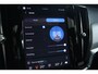 Volvo V90 2.0 T6 Plug-in hybrid AWD Ultimate Dark | 350PK | LONG RANGE | Bowers & Wilkins | 360 Camera | HUD | Trekhaak | Luchtvering | Pano | Stuur+Stoelverwarming |