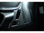 Volvo V90 2.0 T6 Plug-in hybrid AWD Ultimate Dark | 350PK | LONG RANGE | Bowers & Wilkins | 360 Camera | HUD | Trekhaak | Luchtvering | Pano | Stuur+Stoelverwarming |