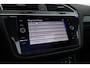 Volkswagen Tiguan Allspace 1.5 TSI Highline R-Line 7p. DSG | Pano | Digi. Dashboard | Elek. Trekhaak | Adapt. Cruise | Stoelverw. | Camera | Keyless