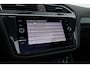 Volkswagen Tiguan Allspace 1.5 TSI Highline R-Line 7p. DSG | Pano | Digi. Dashboard | Elek. Trekhaak | Adapt. Cruise | Stoelverw. | Camera | Keyless