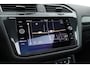 Volkswagen Tiguan Allspace 1.5 TSI Highline R-Line 7p. DSG | Pano | Digi. Dashboard | Elek. Trekhaak | Adapt. Cruise | Stoelverw. | Camera | Keyless