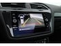 Volkswagen Tiguan Allspace 1.5 TSI Highline R-Line 7p. DSG | Pano | Digi. Dashboard | Elek. Trekhaak | Adapt. Cruise | Stoelverw. | Camera | Keyless