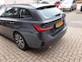 BMW 3-Serie Touring 330e High Executive LASER TREKHAAK HARMAN KADON
