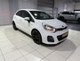 Kia Rio 1.2 CVVT DynamicLine Navigatie, Camera, Airco, Zwarte velgen.
