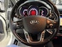 Kia Rio 1.2 CVVT DynamicLine Navigatie, Camera, Airco, Zwarte velgen.