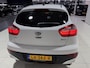 Kia Rio 1.2 CVVT DynamicLine Navigatie, Camera, Airco, Zwarte velgen.