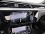 Audi Q8 e-tron 55 quattro S Edition 115 kWh l Adaptive cruise control l Airco l Navigatie l 360 graden camera l Stoelverwarming l Parkeersensoren l Alarm Klasse III l Apple Carplay / Android Auto l Elektr. voorst. geheugen best. l Privacy glas l