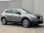 Nissan Qashqai 1.6 360 / Trekhaak (1200kg) / Goed Onderhouden / Panoramadak / Cruise Control / Climate Control / Rondzichtcamera / Verstelbare Lendensteunen / Buitenspiegels Elektrisch Verstel- en Verwarmbaar /