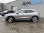 Mercedes-Benz GLA 250 225 PK 4MATIC AMG Line Panoramadak Achteruitrijcamera DAB Carplay 19 inch velgen Ambienteverlichting