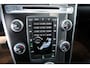 Volvo XC60 2.0 T5 FWD R-Design | SCHUIF-KANTEL | CAMERA | STOELVERW. | HARMAN KARDON |