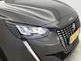 Peugeot 208 Allure Pack 100pk | Navigatie | Achteruitrijcamera | 3D Cockpit | Climate Control | Cruise Control | Parkeersensoren v+a | Keyless | Apple Carplay / Android Auto | DAB+ radio | Armsteun | Led koplampen | Bluetooth | Elektrisch inklapbare spiegels | 16" lichtmetalen velgen |