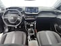 Peugeot 208 Allure Pack 100pk | Navigatie | Achteruitrijcamera | 3D Cockpit | Climate Control | Cruise Control | Parkeersensoren v+a | Keyless | Apple Carplay / Android Auto | DAB+ radio | Armsteun | Led koplampen | Bluetooth | Elektrisch inklapbare spiegels | 16" lichtmetalen velgen |