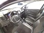 Renault Clio 0.9 TCe Intens * Dealeronderhouden * Camera * Trekhaak * Navigatie * All Season Banden * Cruise Control * 12 Maanden BOVAG Garantie *