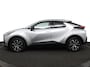 Toyota C-HR 2.0 Plug-in Hybrid 220 Dynamic | 65 KM Elektrische Range | Stoelverwarming | Led Verlichting | Stuurverwarming |