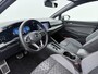 Volkswagen Golf 1.5 eTSI R-Line | Pano dak | Carplay | ACC | Navigatie | Parkeersensoren | 17'' |