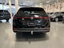 Volkswagen Passat Variant 1.5 eHybrid 204pk DSG Business · Camera · Head-Up Display · Side Assist · Elek. Voorstoelen + Massage · Apple/Android Car Play · Stuur- & Stoelverwarming · Garantie t/m 13-05-2027