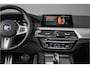 BMW 5-Serie 540i M-Sport High Executive Schuifdak HUD ACC 360° H&K Stuurverw