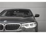 BMW 5-Serie 540i M-Sport High Executive Schuifdak HUD ACC 360° H&K Stuurverw