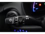 Hyundai Kona Electric EV Fashion 64 kWh 3- Fase SOH 95,1% | Warmtepomp | Elektrisch Schuif/Kanteldak | Camera | Navigatie | Head-Up Display