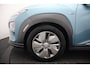 Hyundai Kona Electric EV Fashion 64 kWh 3- Fase SOH 95,1% | Warmtepomp | Elektrisch Schuif/Kanteldak | Camera | Navigatie | Head-Up Display