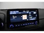 Hyundai Kona Electric EV Fashion 64 kWh 3- Fase SOH 95,1% | Warmtepomp | Elektrisch Schuif/Kanteldak | Camera | Navigatie | Head-Up Display