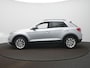 Volkswagen T-Roc 1.5 TSI Oranje Edition Automaat - Park Assist - ACC - Navigatie - LED - Camera