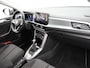 Volkswagen T-Roc 1.5 TSI Oranje Edition Automaat - Park Assist - ACC - Navigatie - LED - Camera