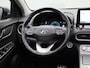 Hyundai Kona Electric EV Premium Sky 64 kWh | PANORAMADAK | LEDER INTERIEUR | NAVIGATIE | CLIMATE CONTROL | PARKEERSENSOREN | LED VERLICHTING |