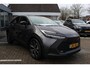 Toyota C-HR 1.8 HYBRID 140 FIRST EDITION STUUR/STOEL&WISSERVERW. LED SENSOREN V+A NAVI DODEHOEKDETECTIE DRAADLOOS TEL.LADER PRIVACY GLASS